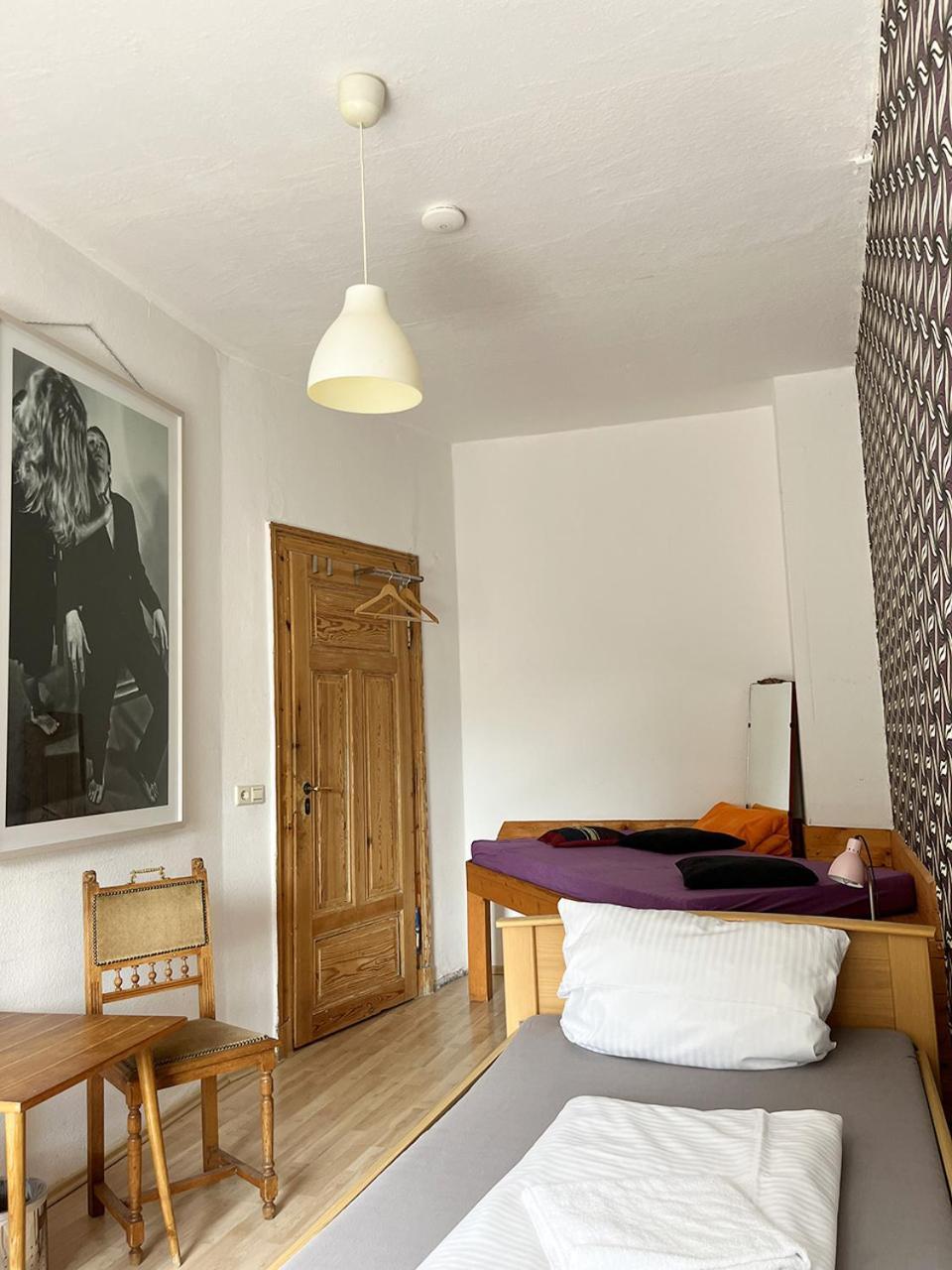 Homeplanet Hostel Leipzig Buitenkant foto