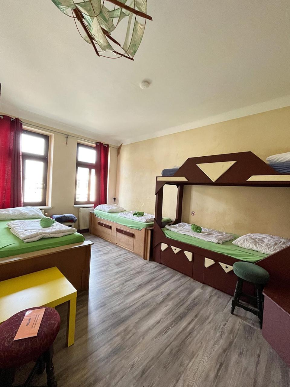 Homeplanet Hostel Leipzig Buitenkant foto