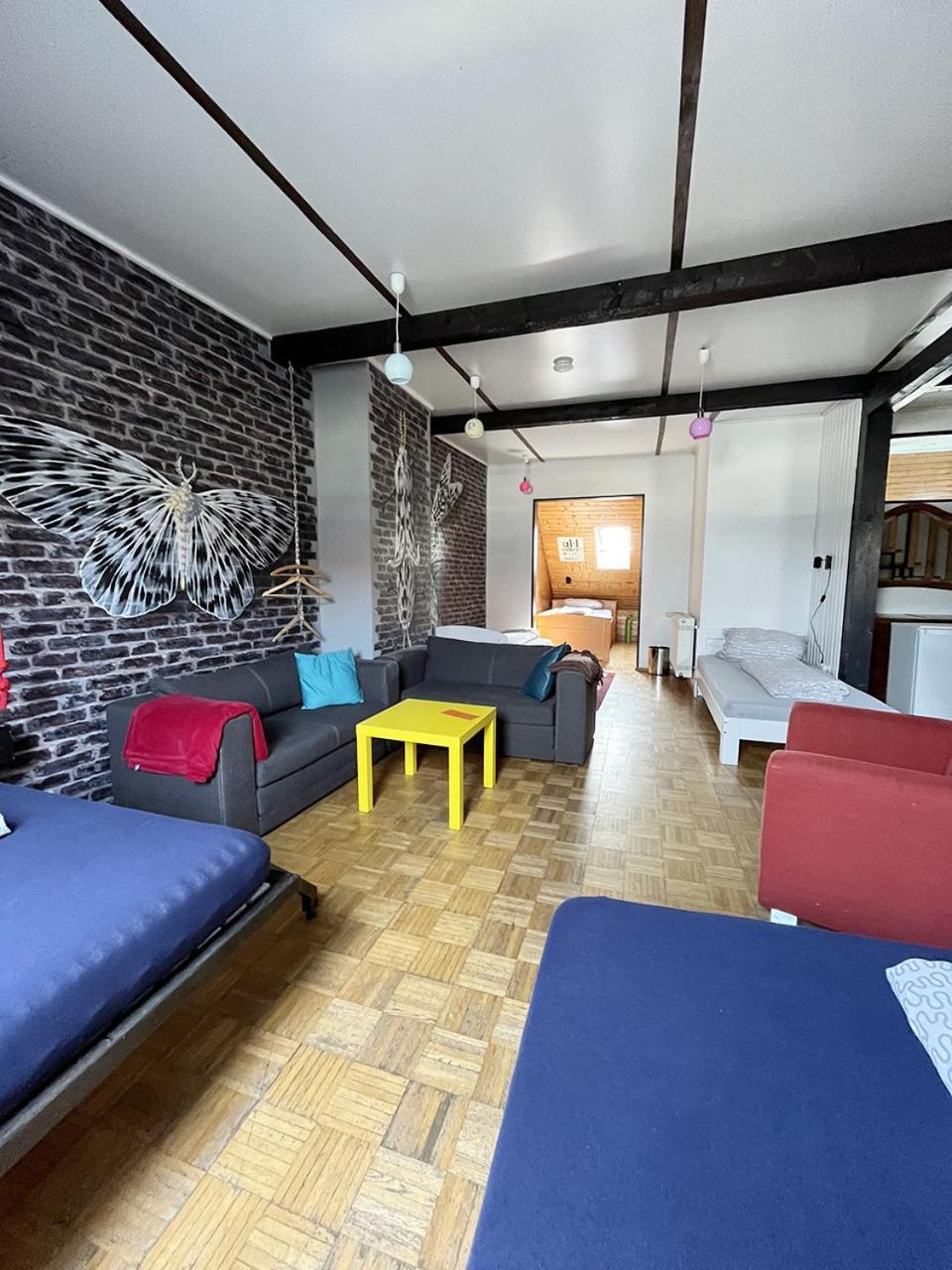 Homeplanet Hostel Leipzig Buitenkant foto