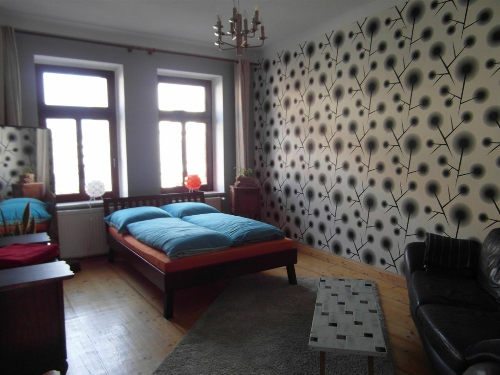 Homeplanet Hostel Leipzig Buitenkant foto