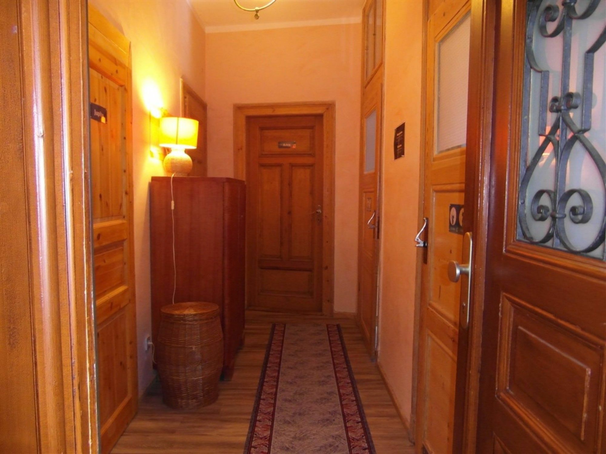 Homeplanet Hostel Leipzig Buitenkant foto