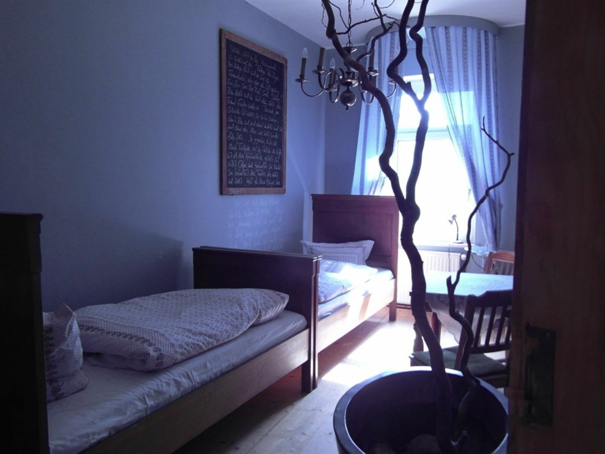 Homeplanet Hostel Leipzig Buitenkant foto